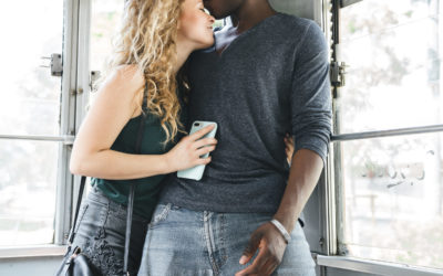 4 Relationship Myths Busted! 👩‍❤️‍👨