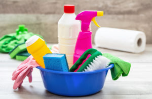 7 Natural Recipes for Cleaning your House