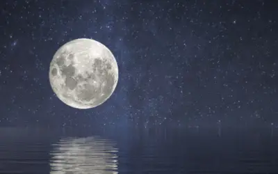 Ride the Waves of the Full Moon’s Energy and Manifest Your True Potential